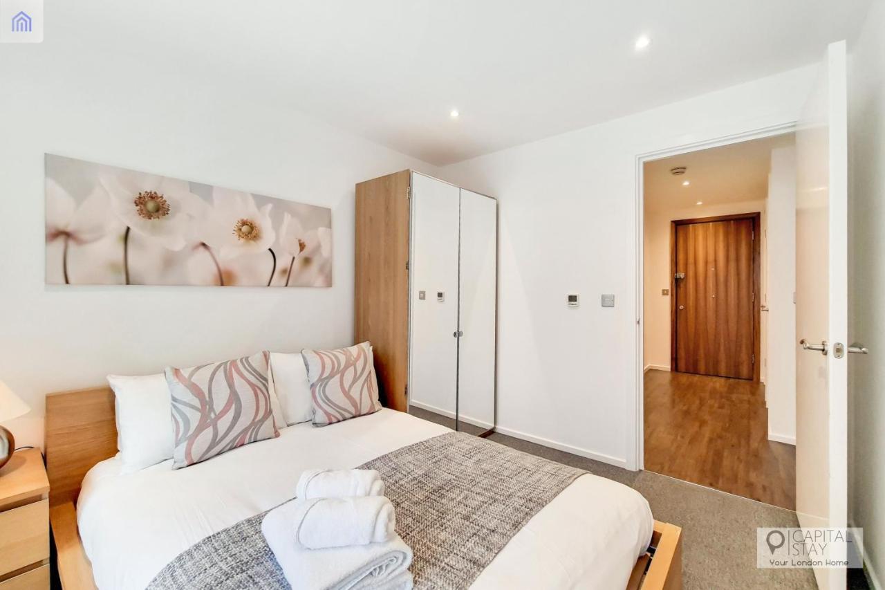 Fully Serviced Two Bed Apartment By Excel & O2 Лондон Экстерьер фото